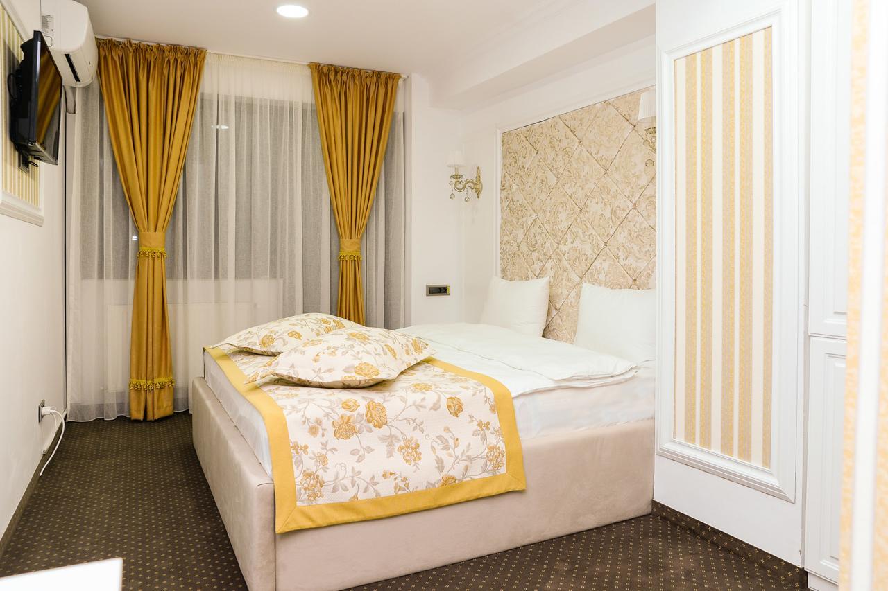 Hotel Ildis Iasi Ngoại thất bức ảnh